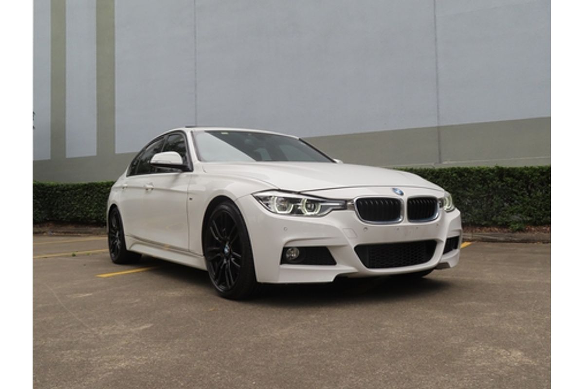2013 BMW 3 Series 320i F30