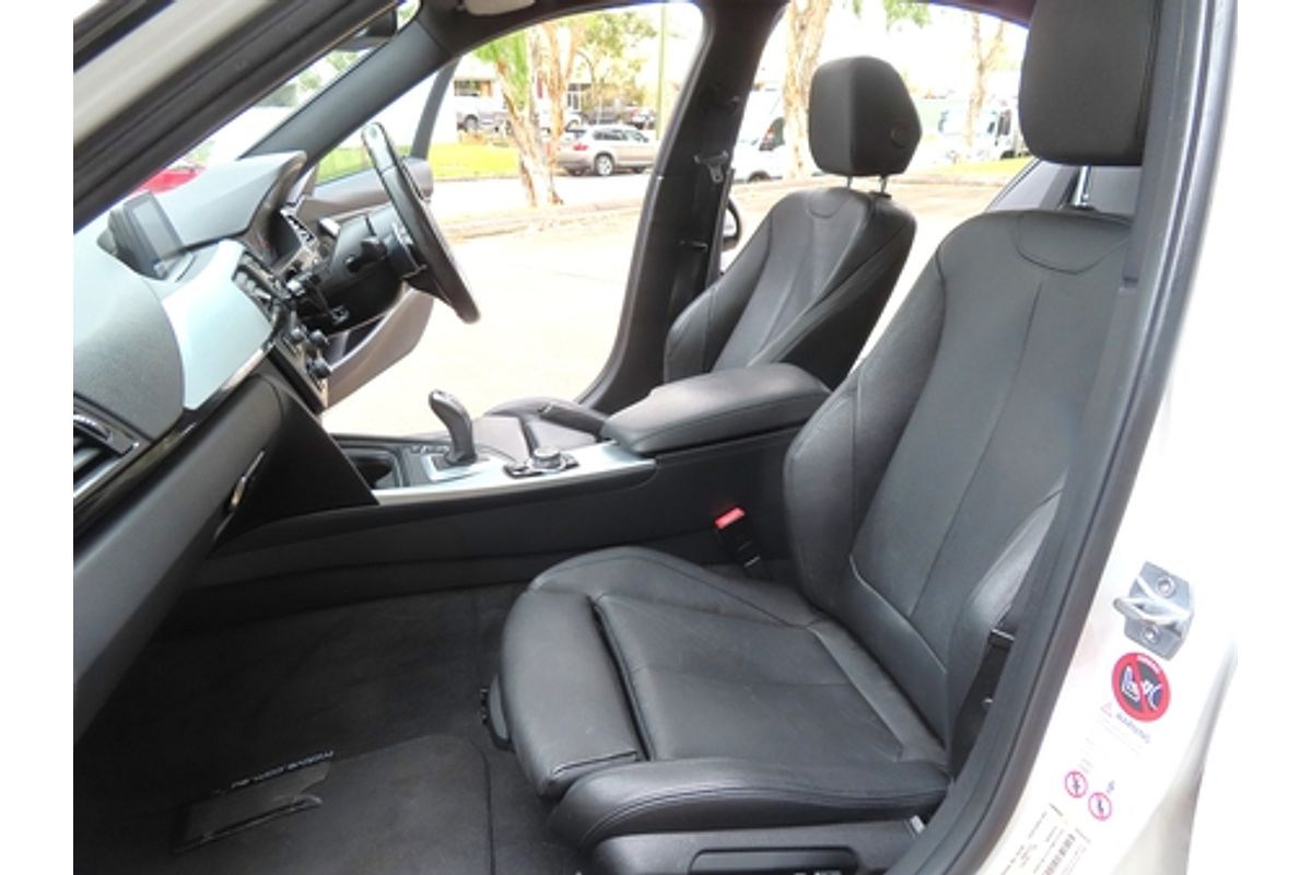 2013 BMW 3 Series 320i F30