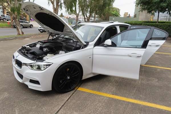 2013 BMW 3 Series 320i F30