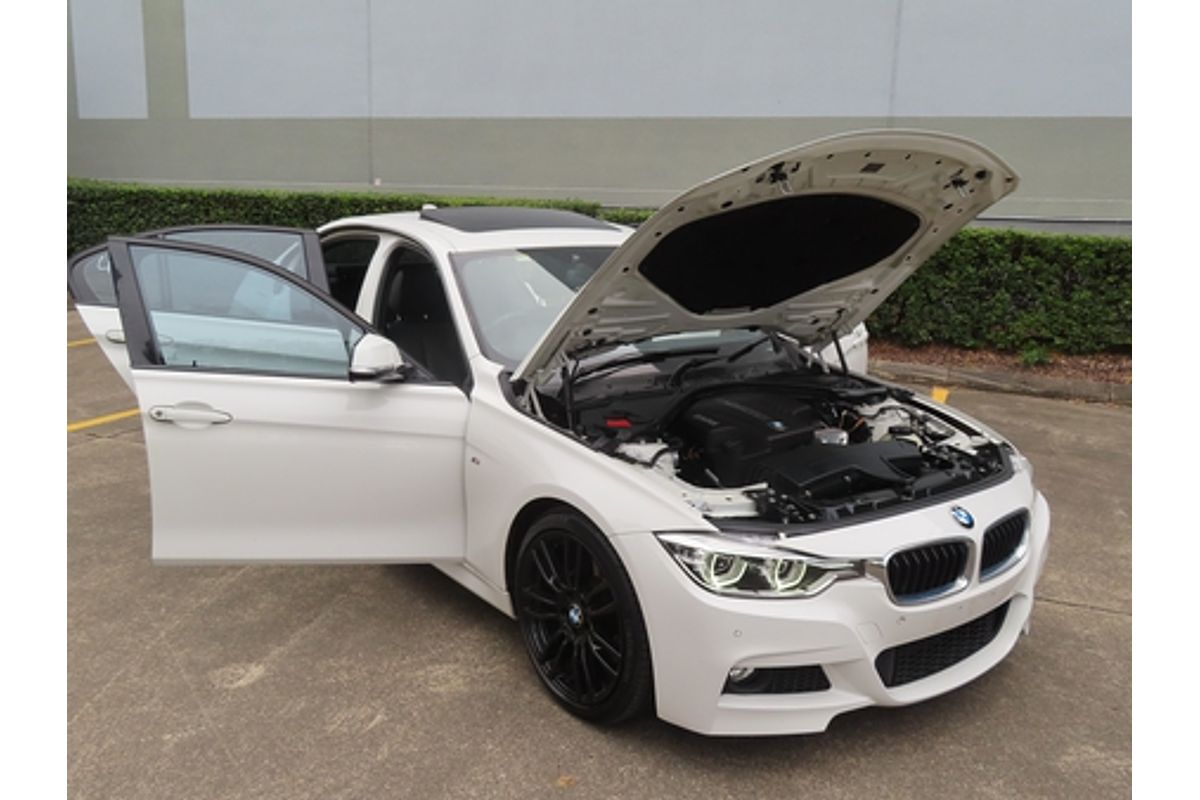 2013 BMW 3 Series 320i F30