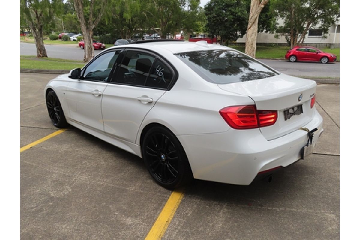 2013 BMW 3 Series 320i F30