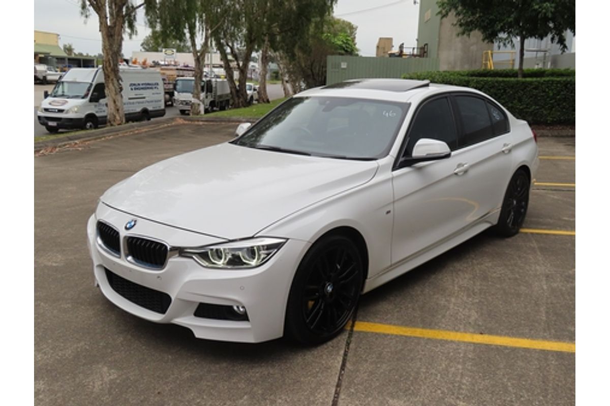 2013 BMW 3 Series 320i F30