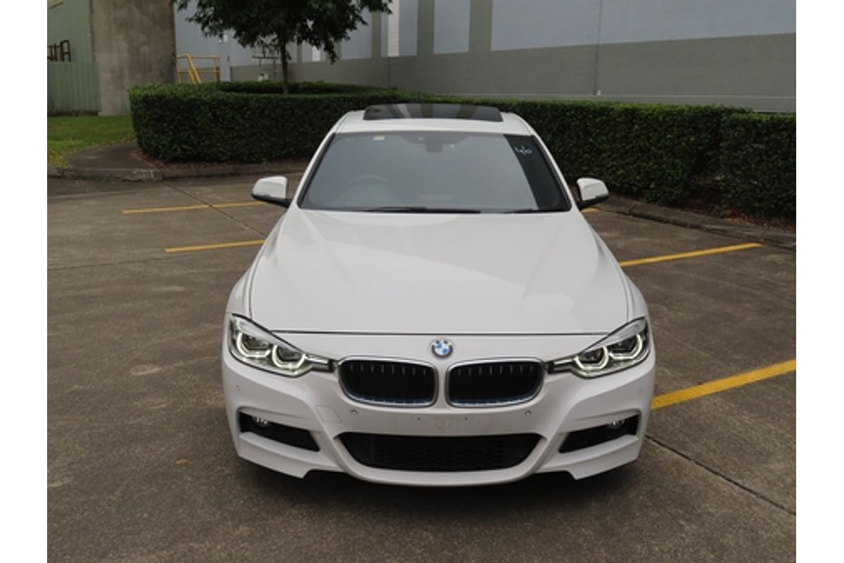 2013 BMW 3 Series 320i F30