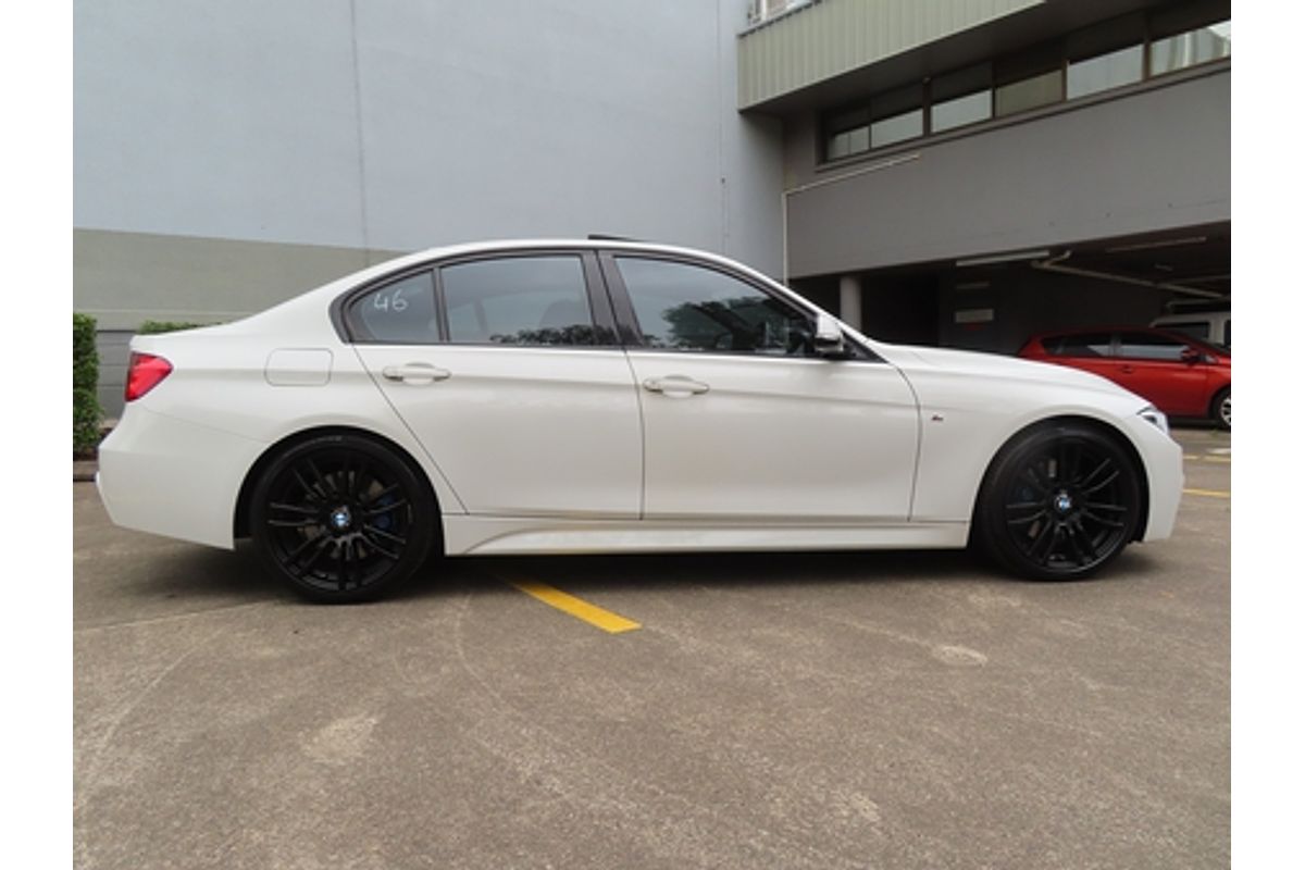 2013 BMW 3 Series 320i F30
