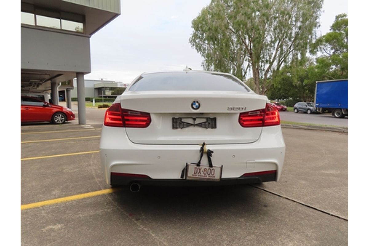 2013 BMW 3 Series 320i F30