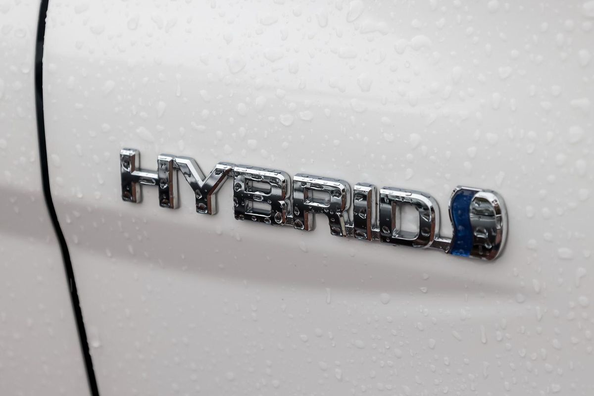 2024 Toyota Camry Ascent AXVH70R