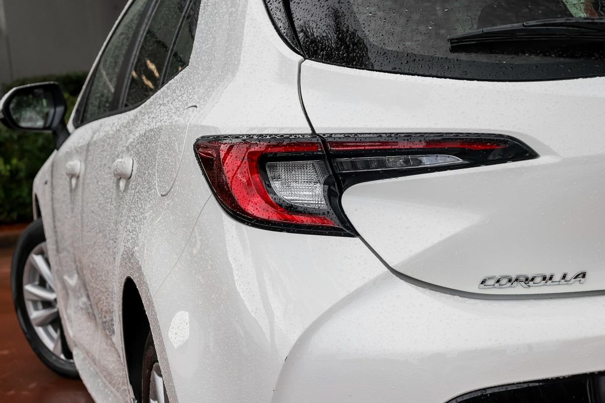 2024 Toyota Corolla Ascent Sport Hybrid ZWE219R