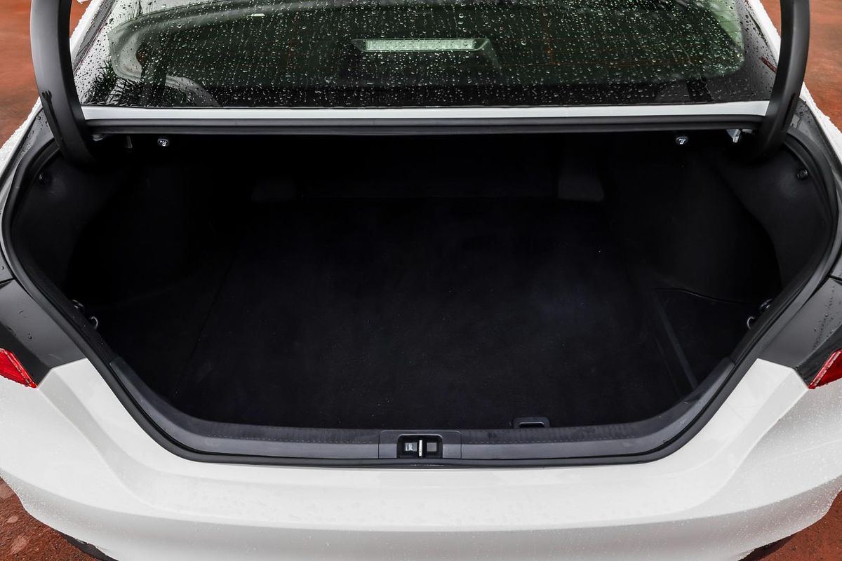 2024 Toyota Camry Ascent AXVH70R