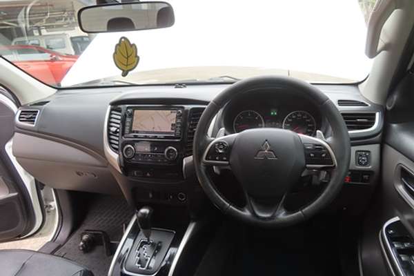 2015 Mitsubishi Triton Exceed MQ 4X4