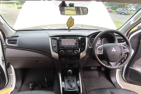 2015 Mitsubishi Triton Exceed MQ 4X4