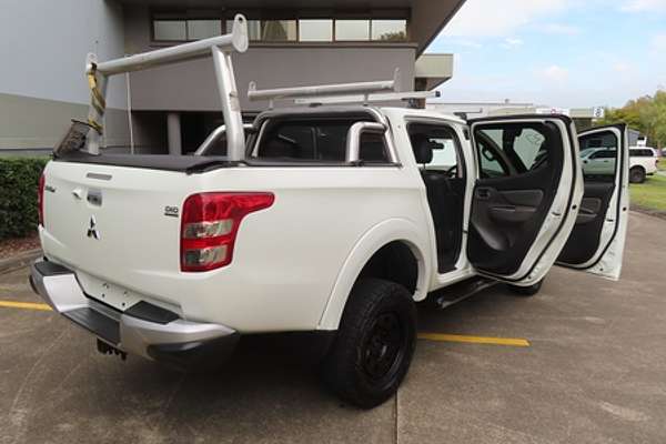 2015 Mitsubishi Triton Exceed MQ 4X4