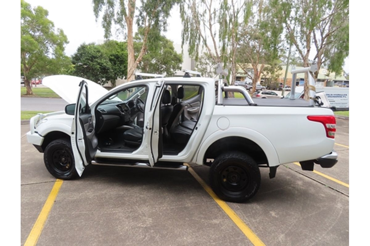 2015 Mitsubishi Triton Exceed MQ 4X4