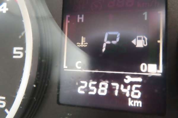 2015 Mitsubishi Triton Exceed MQ 4X4