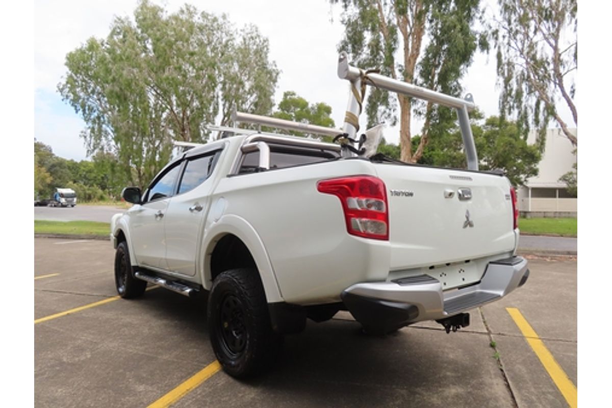2015 Mitsubishi Triton Exceed MQ 4X4