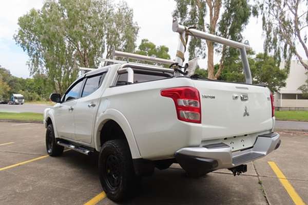 2015 Mitsubishi Triton Exceed MQ 4X4