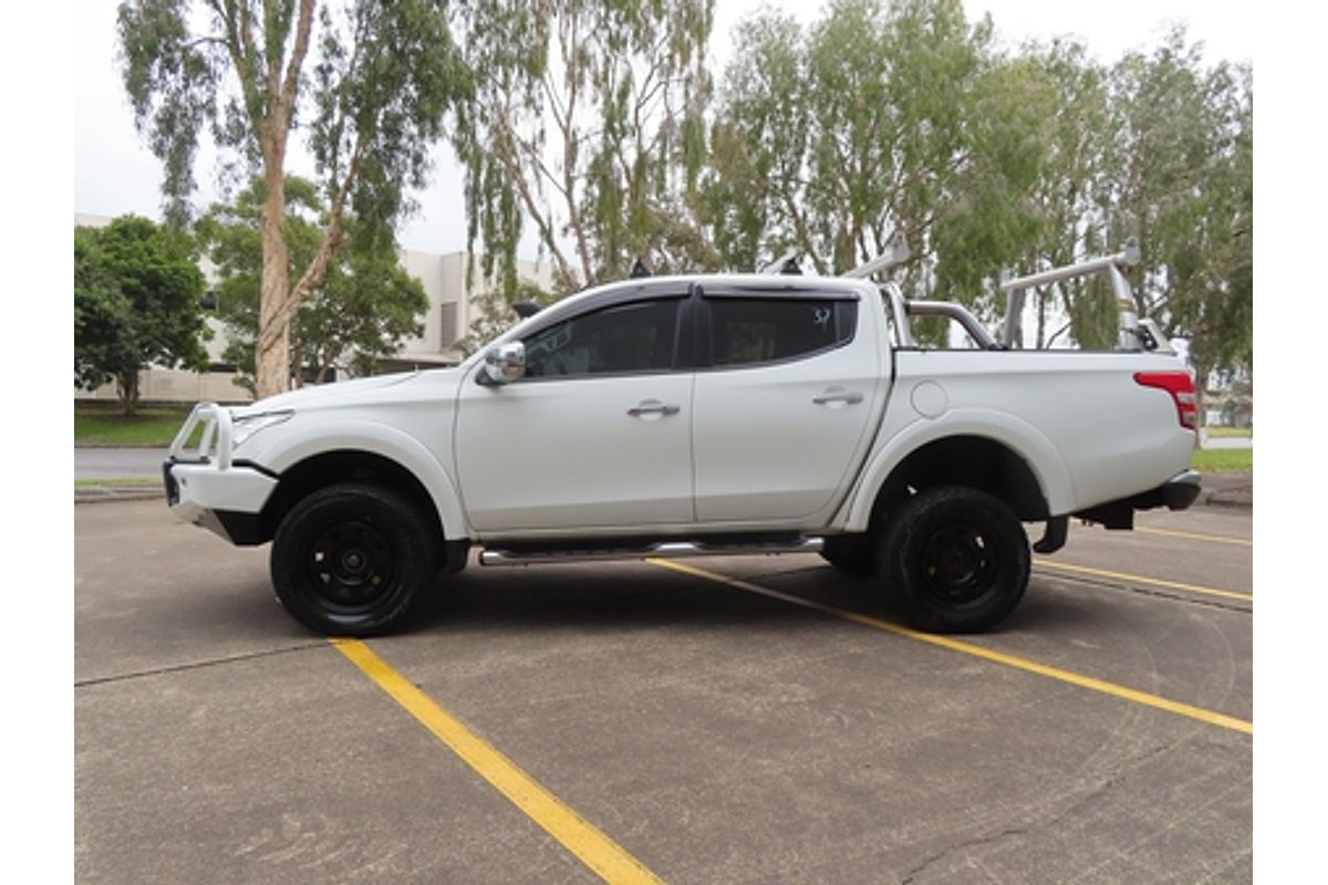 2015 Mitsubishi Triton Exceed MQ 4X4