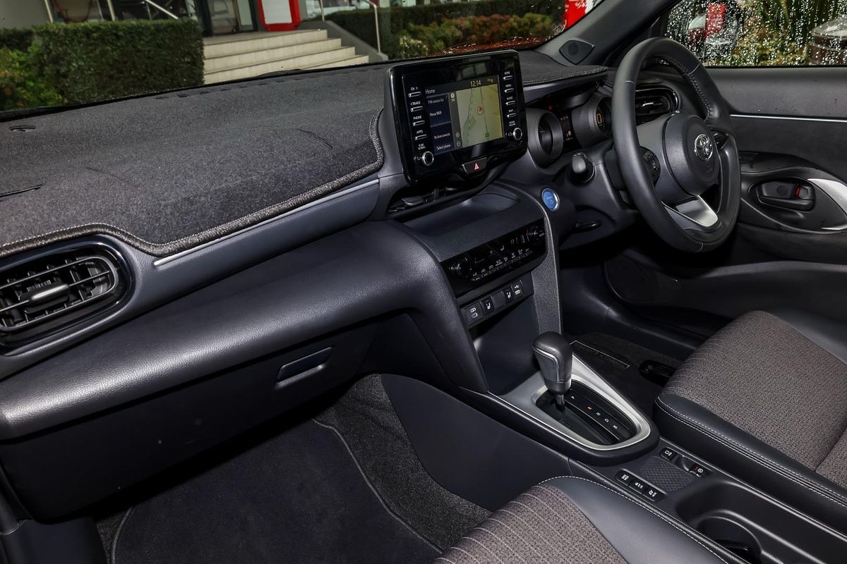 2023 Toyota Yaris Cross Urban MXPJ10R