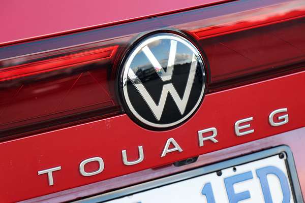 2024 Volkswagen Touareg 210TDI R-Line RC