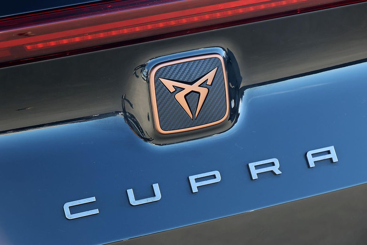 2024 CUPRA Formentor VZx KM