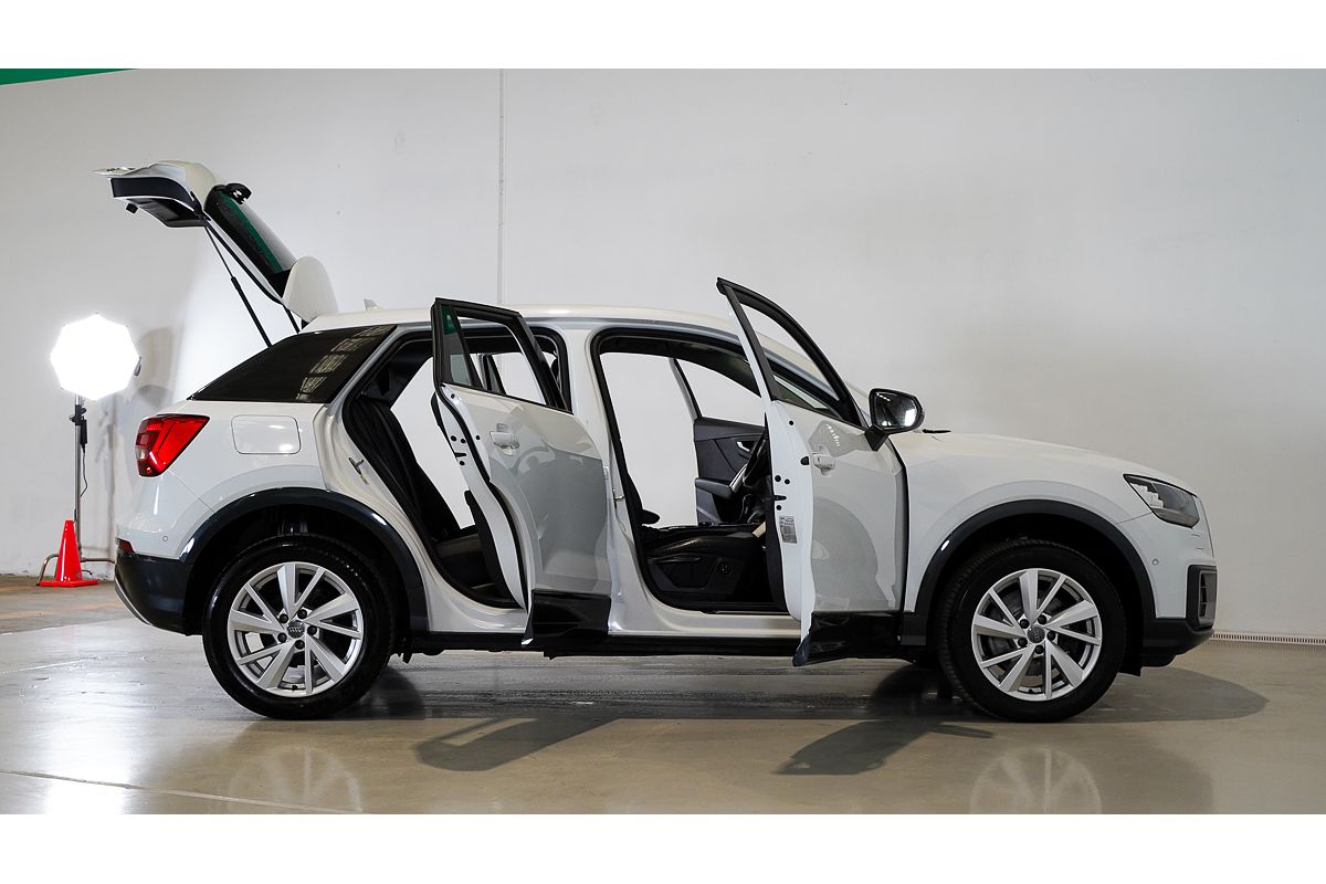 2016 Audi Q2 design GA