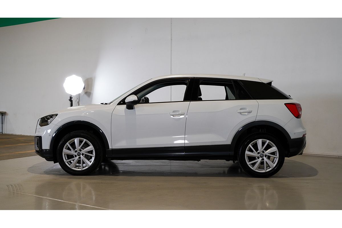 2016 Audi Q2 design GA
