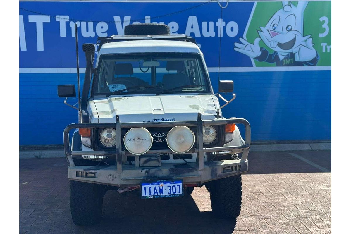 1999 Toyota Landcruiser Troopcarrier HZJ78R