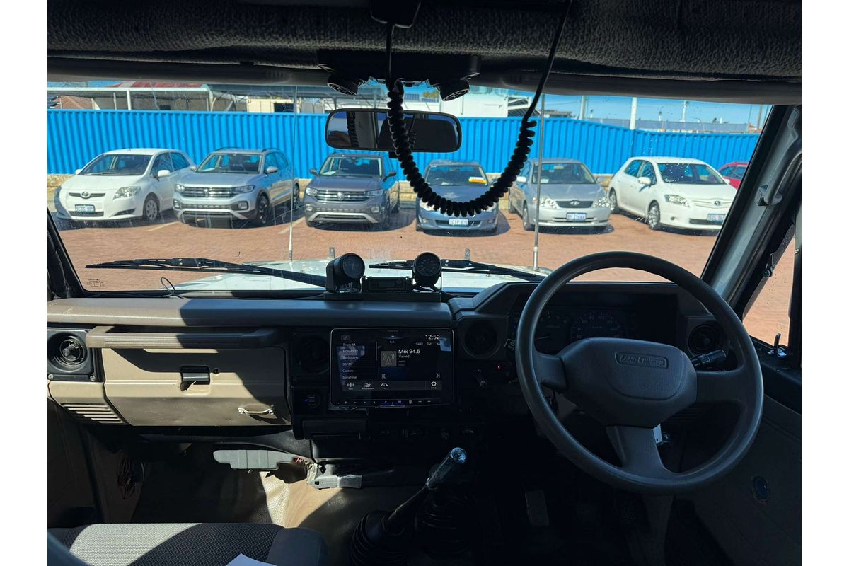 1999 Toyota Landcruiser Troopcarrier HZJ78R