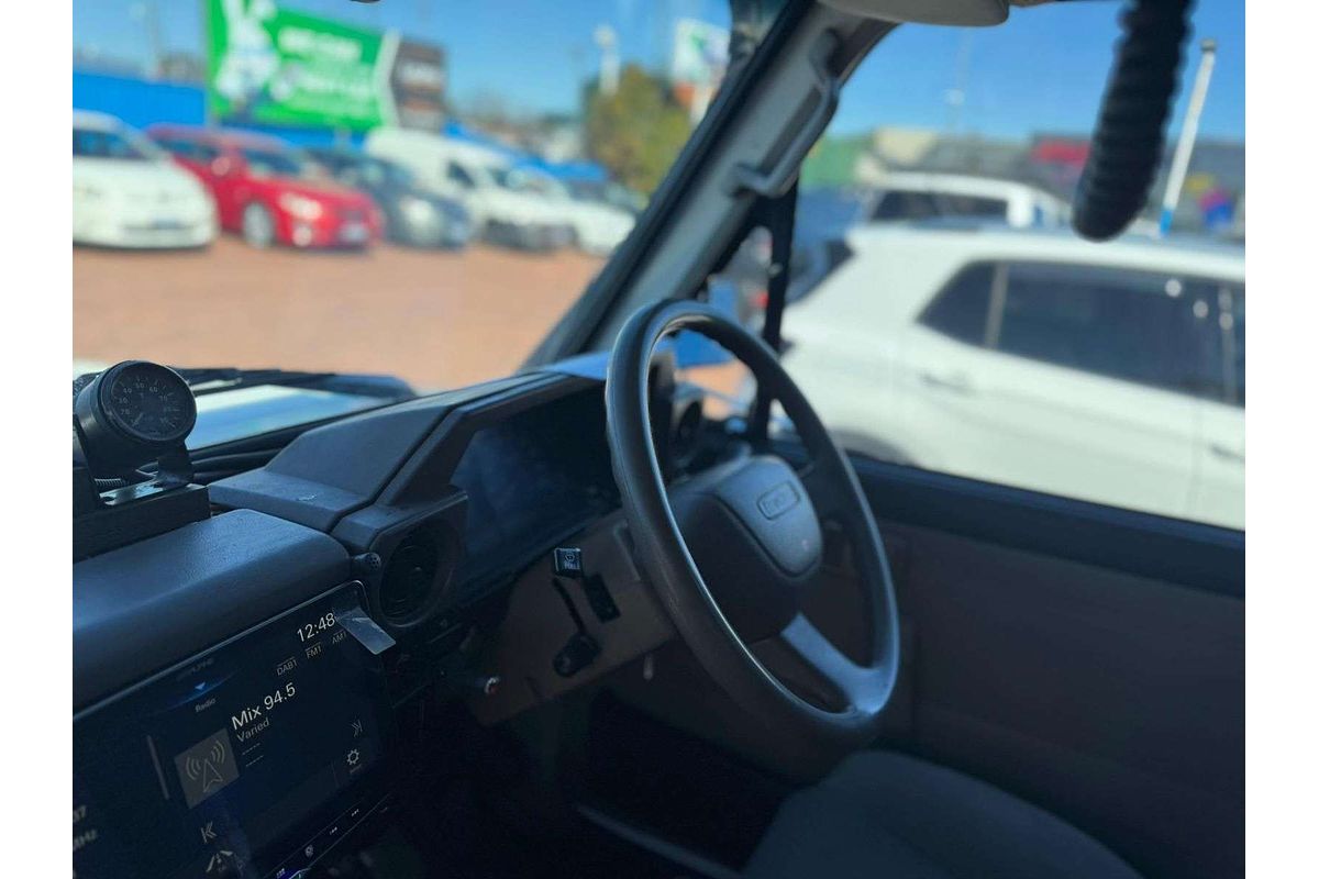 1999 Toyota Landcruiser Troopcarrier HZJ78R