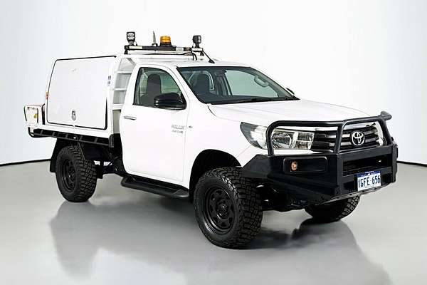 2016 Toyota Hilux HILUX 4X4 2.8L DSL S/C/C 6MT SR GUN126R 4X4