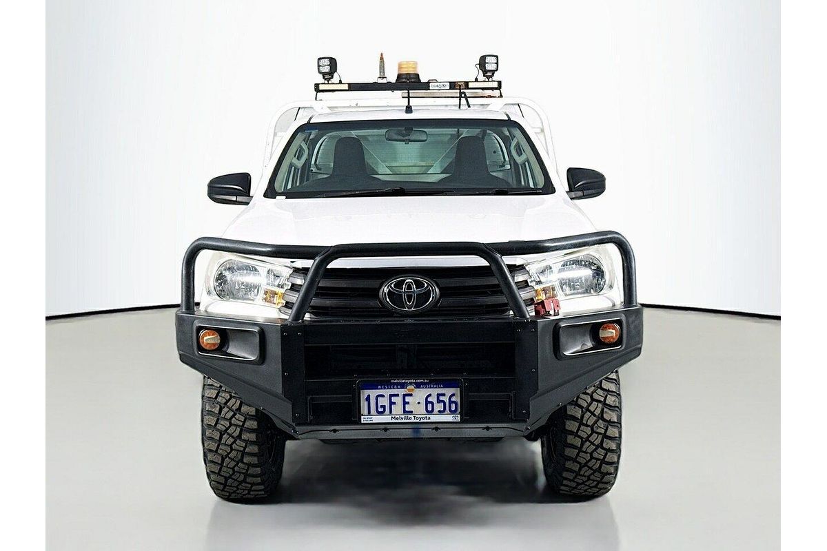 2016 Toyota Hilux HILUX 4X4 2.8L DSL S/C/C 6MT SR GUN126R 4X4