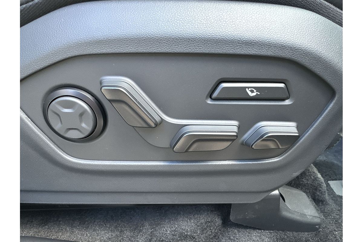 2025 Hyundai Santa Fe Hybrid Calligraphy MX5.V1