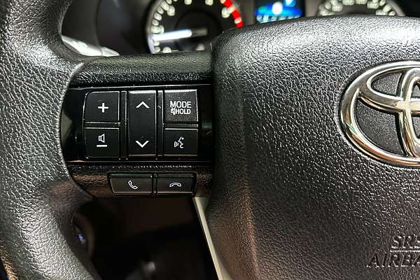 2022 Toyota Hilux SR GUN126R 4X4