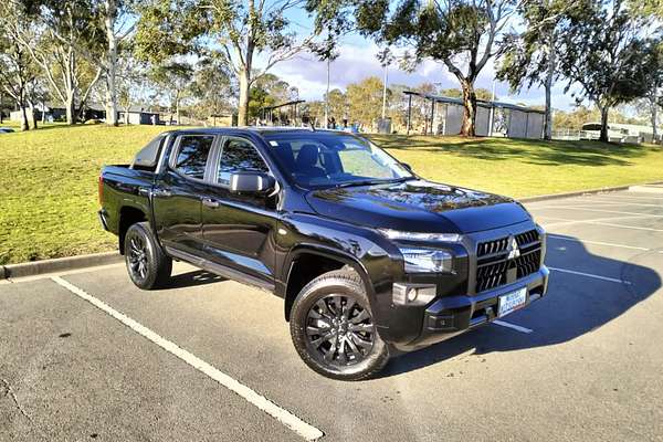 2025 Mitsubishi Triton GLX-R MV 4X4