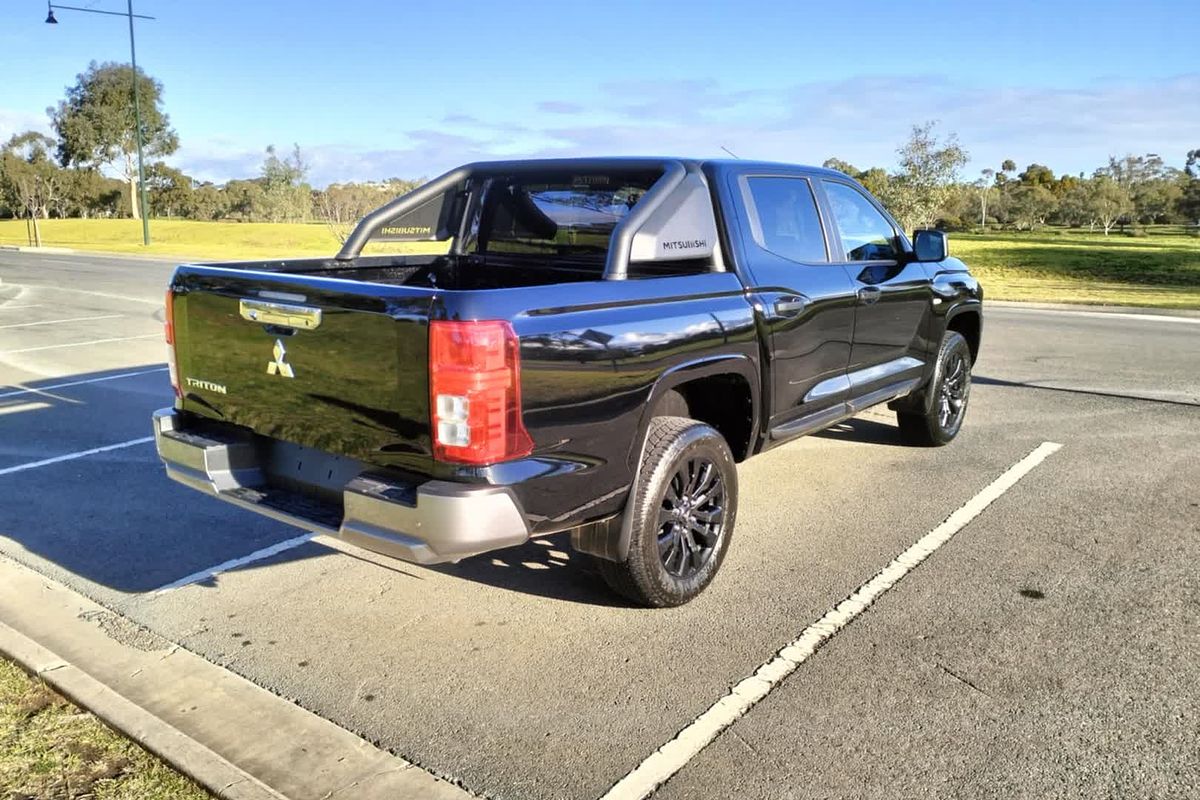 2025 Mitsubishi Triton GLX-R MV 4X4