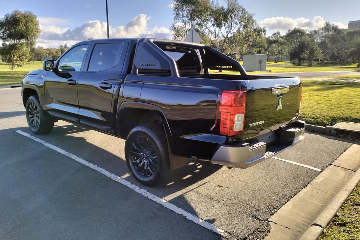 2025 Mitsubishi Triton GLX-R MV 4X4