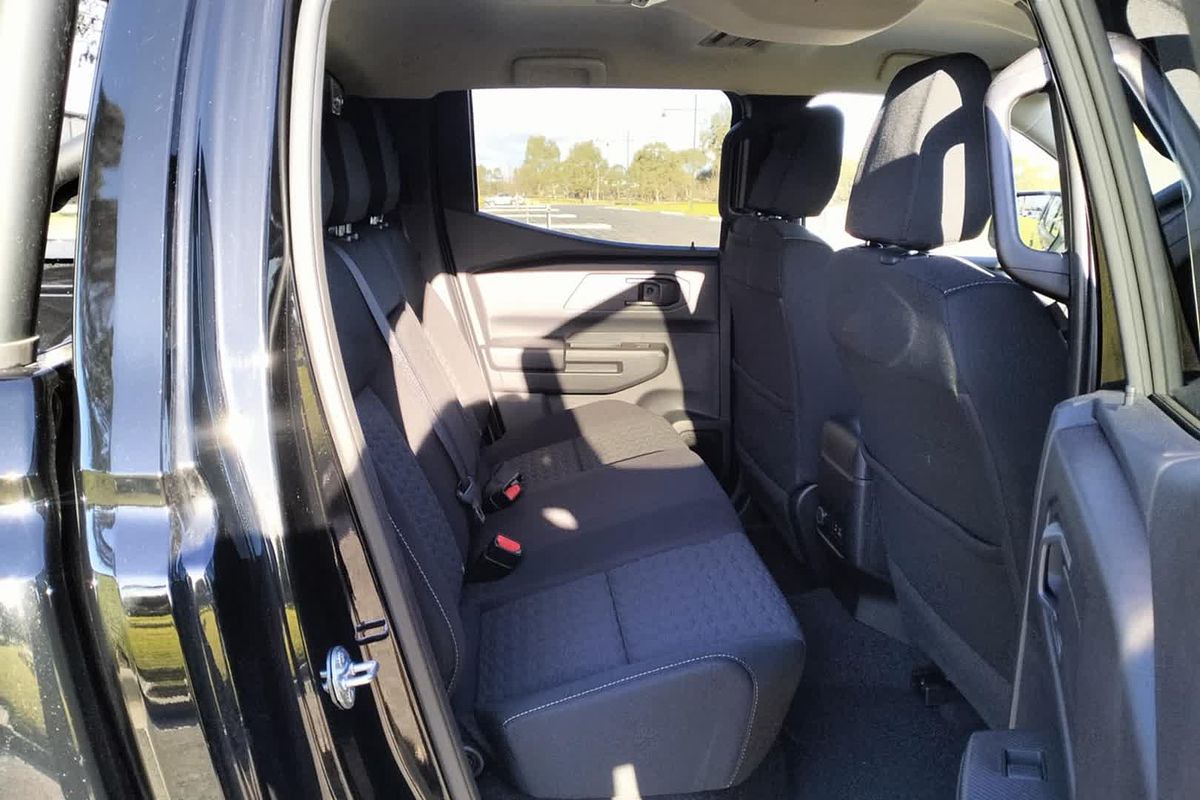 2025 Mitsubishi Triton GLX-R MV 4X4