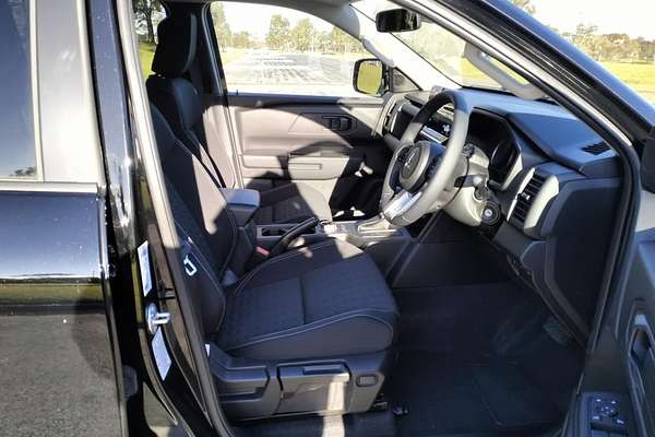 2025 Mitsubishi Triton GLX-R MV 4X4