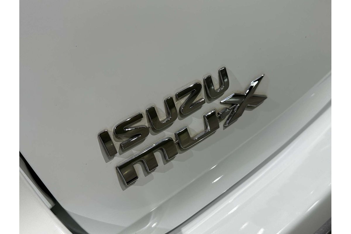 2020 Isuzu MU-X LS-T