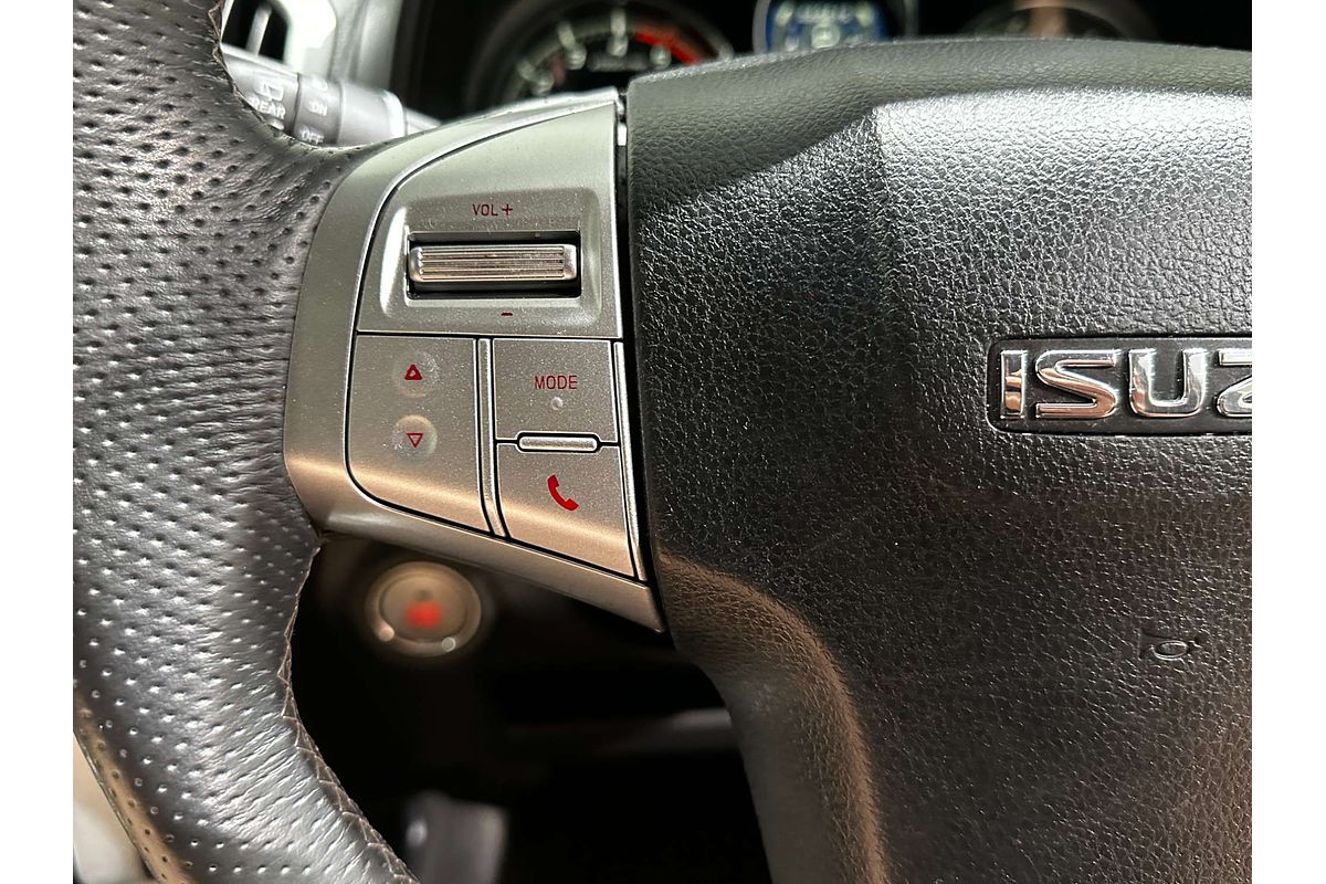 2020 Isuzu MU-X LS-T