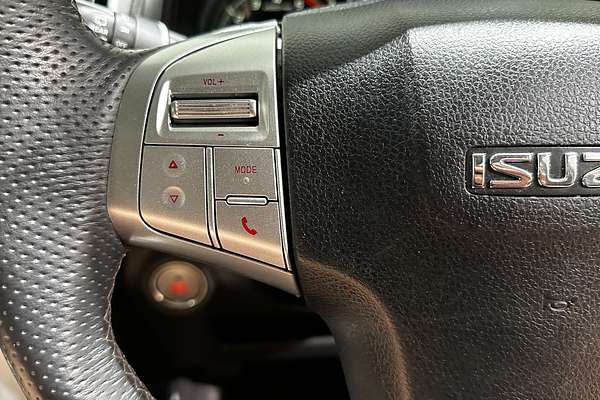 2020 Isuzu MU-X LS-T