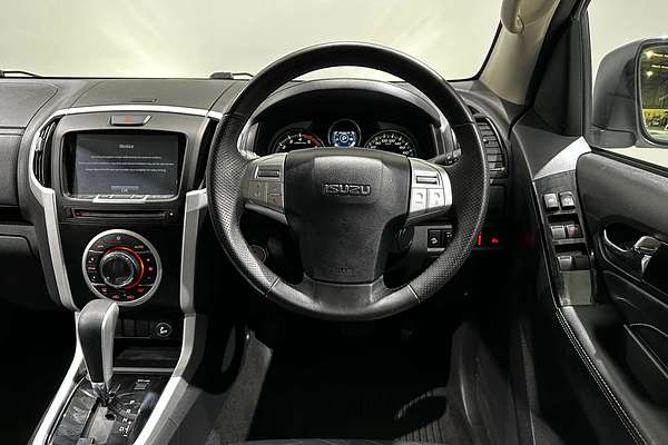 2020 Isuzu MU-X LS-T