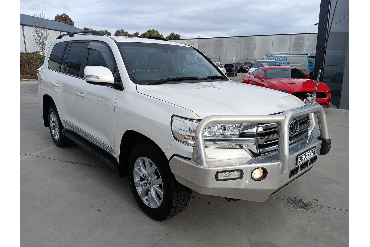2015 Toyota Landcruiser Sahara VDJ200R