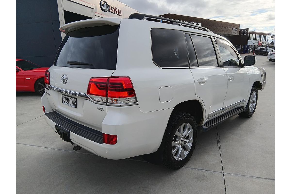2015 Toyota Landcruiser Sahara VDJ200R