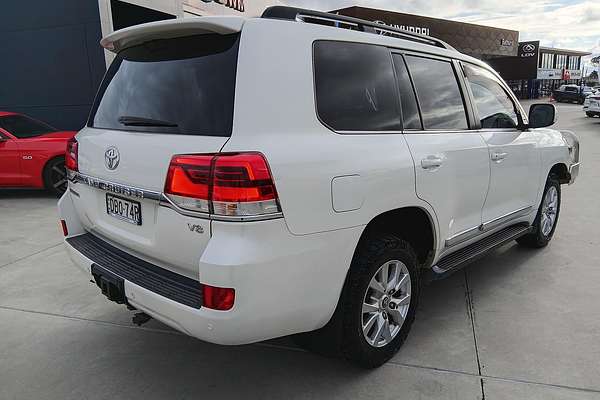 2015 Toyota Landcruiser Sahara VDJ200R