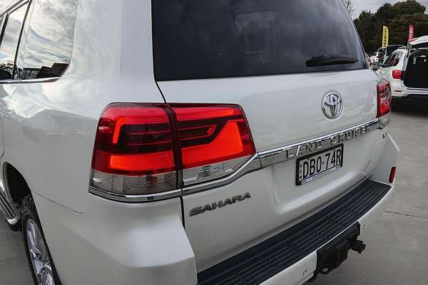 2015 Toyota Landcruiser Sahara VDJ200R