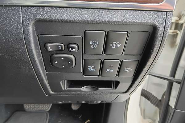 2015 Toyota Landcruiser Sahara VDJ200R