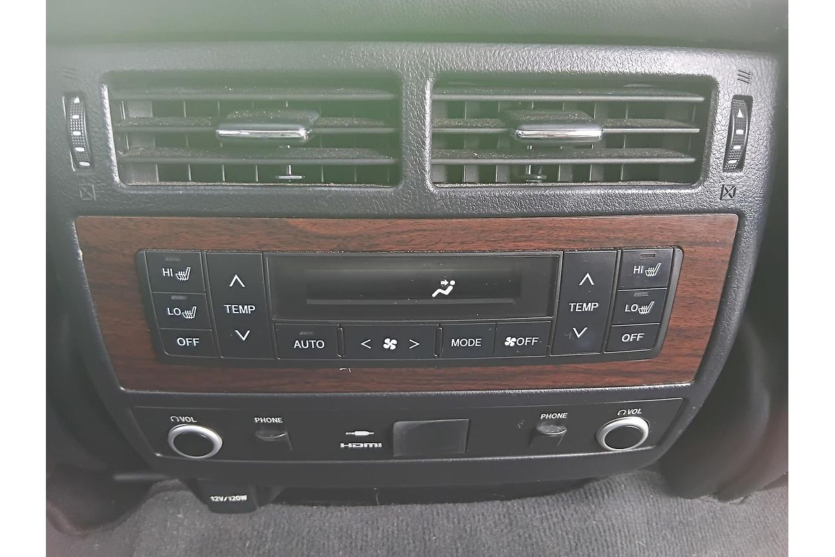 2015 Toyota Landcruiser Sahara VDJ200R