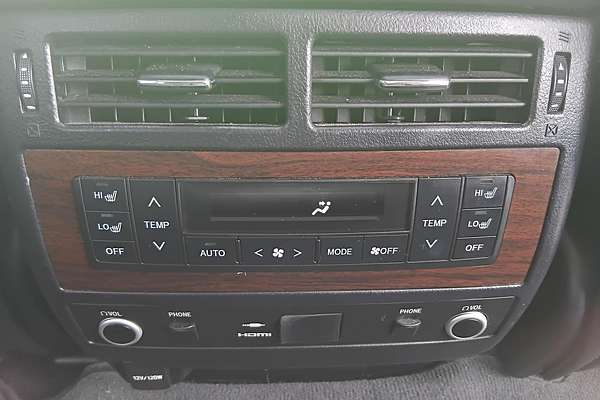 2015 Toyota Landcruiser Sahara VDJ200R