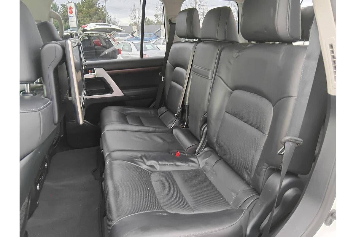 2015 Toyota Landcruiser Sahara VDJ200R