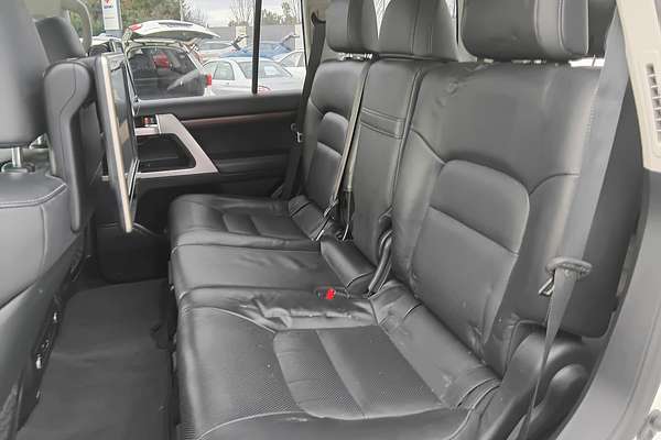 2015 Toyota Landcruiser Sahara VDJ200R